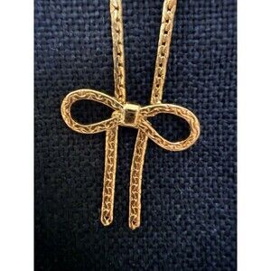 Vintage 1979 Avon Gold Bow Necklace